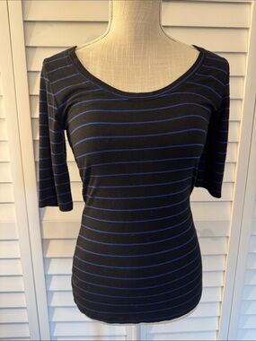 Green Envelope Knit Top with Scoop Neck